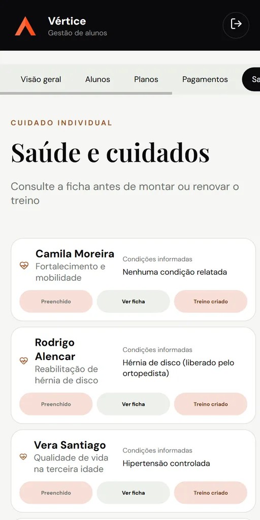 Ficha de saúde dos alunos aberta no celular pelo administrador